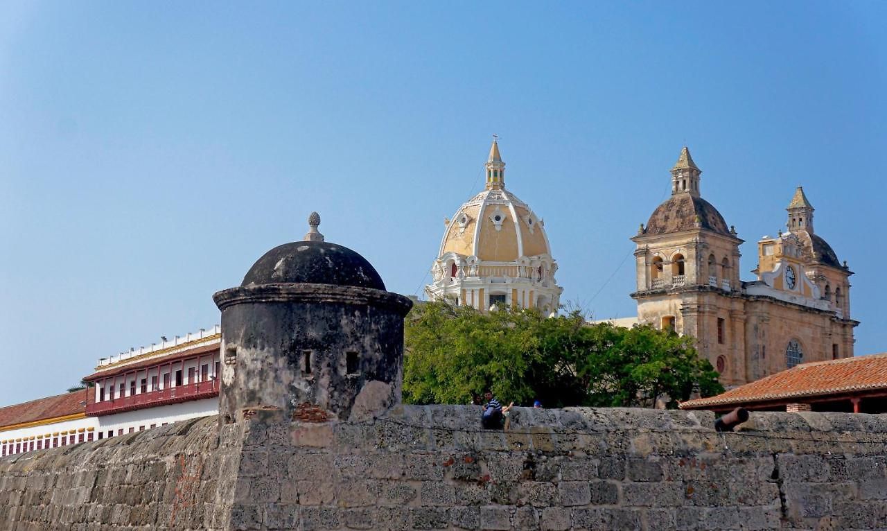 Pensión In Guest - Sd-3 With Balcony In The Old Air Conditioning And Wifi *