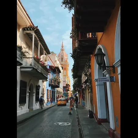 Pensión In Guest - Sd-3 With Balcony In The Old Air Conditioning And Wifi *